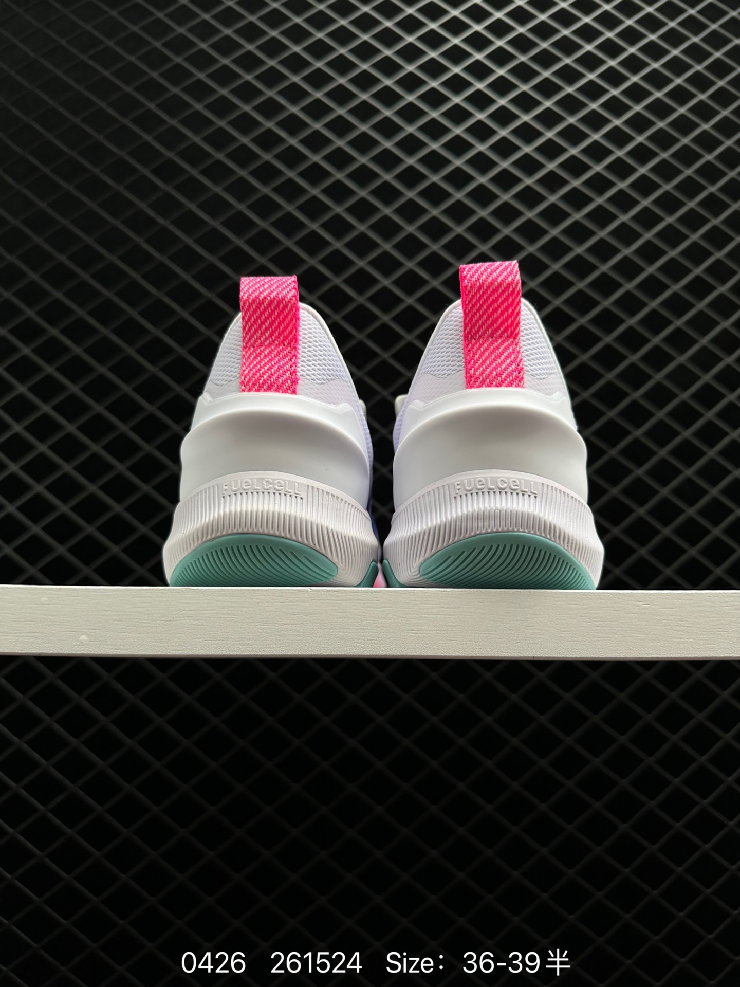 New Balance FuelCell RC Elite V2